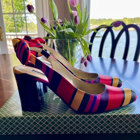 J.Renee Shoes - 🎉‼️HOST PICK‼️🎉NWT J Renee’ Multi-Colored Striped Pumps Cipria Fabric